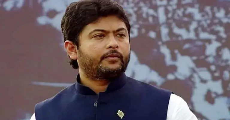 মজিবুর রহমান ওরফে নিক্সন চৌধুরী